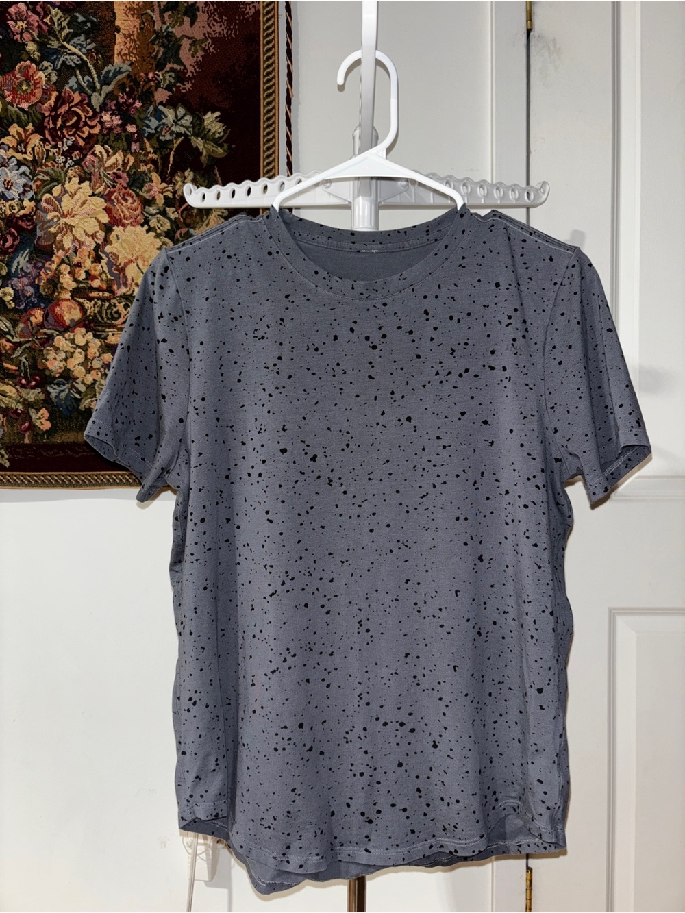 lululemon athletica Gray Speckled Short-Sleeve Tee